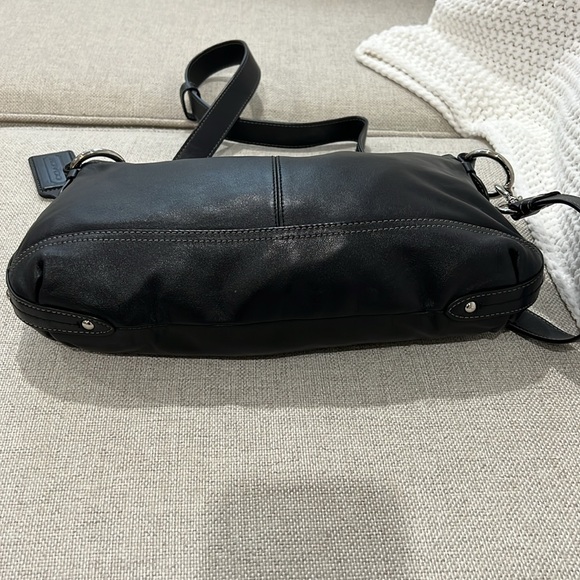 Coach Park Leather Duffle Bag F19729 Black Convertible handles - Picture 6 of 11